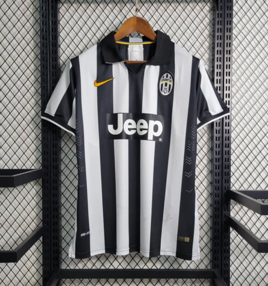 Retro Juventus 14/15 Home Shirt